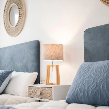 Enjoygranada Emir 4c + Parking Apartment Granada